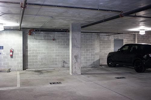Indoor garage with 2 parking spaces