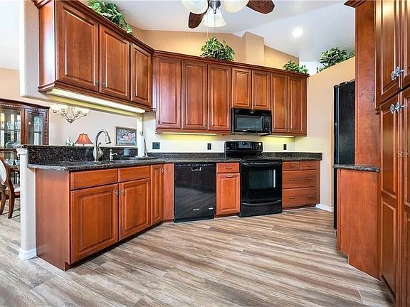 Kitchen with plenty of Storage