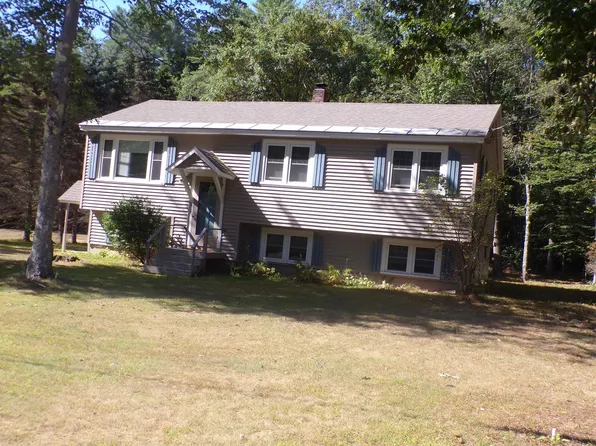 122 New Chester Road, Hill, NH 03243