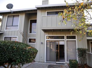 470 Ridgemark Dr, Hollister, CA 95023