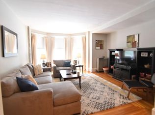 134 Pleasant St #1, Brookline, MA 02446