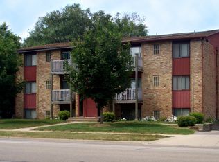 3610 Johnson Ave NW APT 6, Cedar Rapids, IA 52405