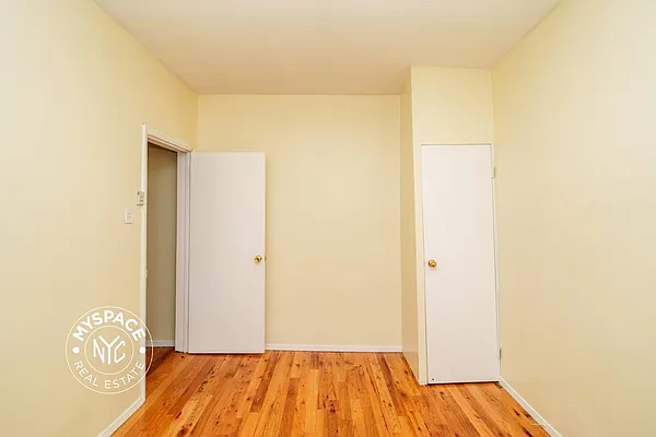 Rented by MySpaceNYC | media 16