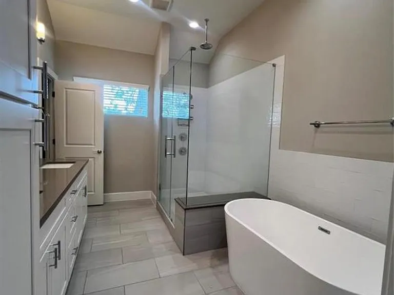 1224 Upton St — Photo 26