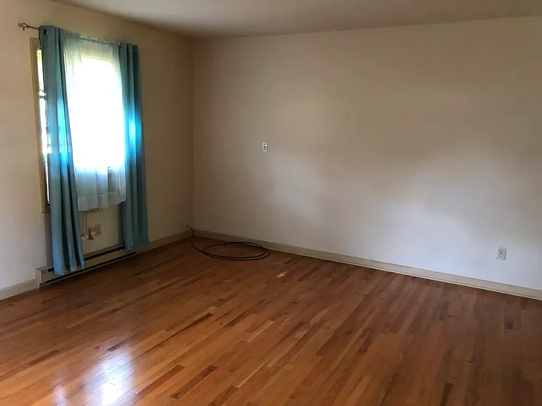 4092B Main St — Photo 5