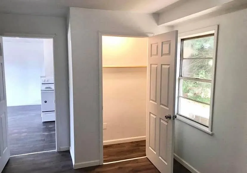 1 bed, 450 sqft, $575 — Photo 4