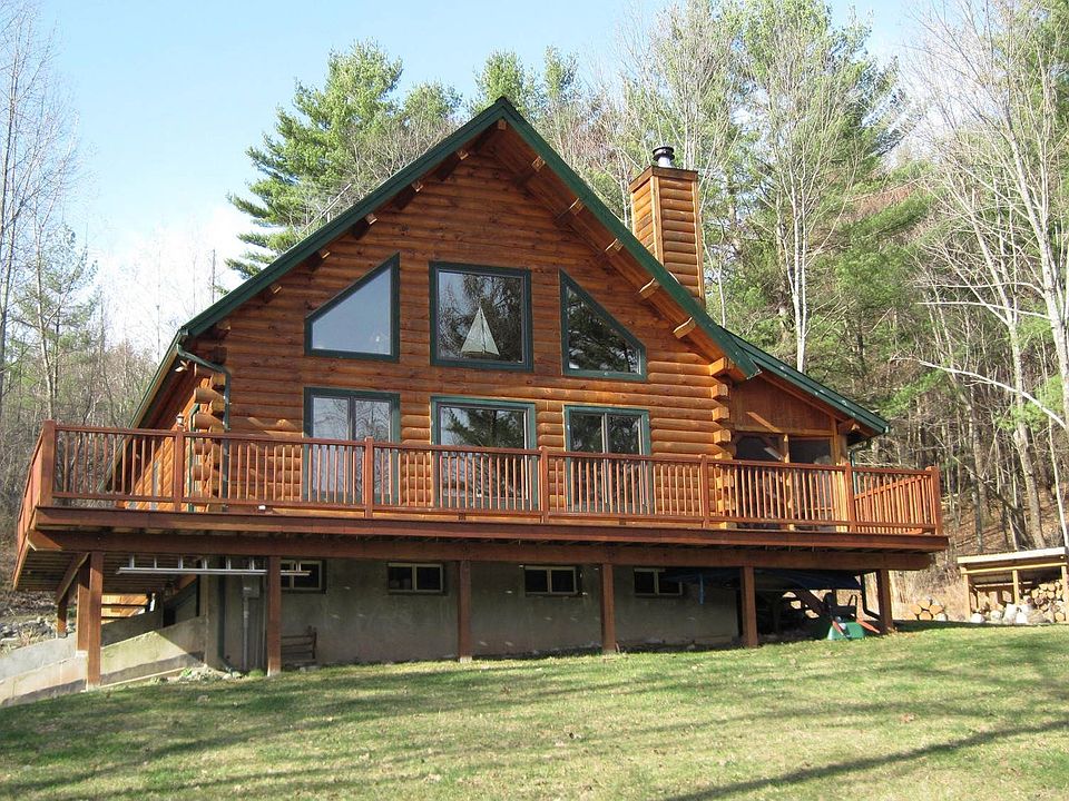 5 year old log cabin home