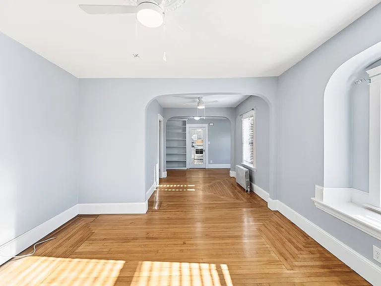 17 N Pleasant St #2 — Photo 9