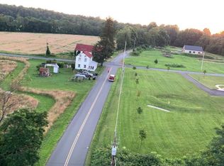 68 Kulps Rd, Barto, PA 19504