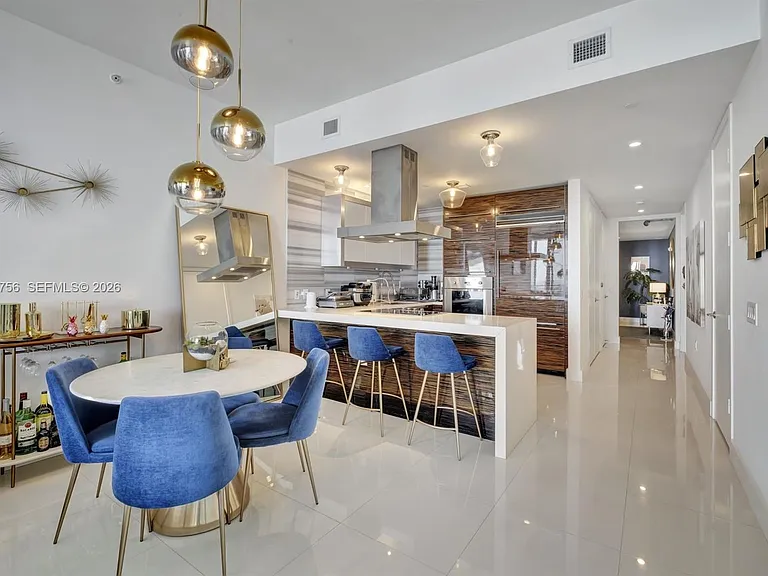 1100 Biscayne Blvd #4002 — Photo 15