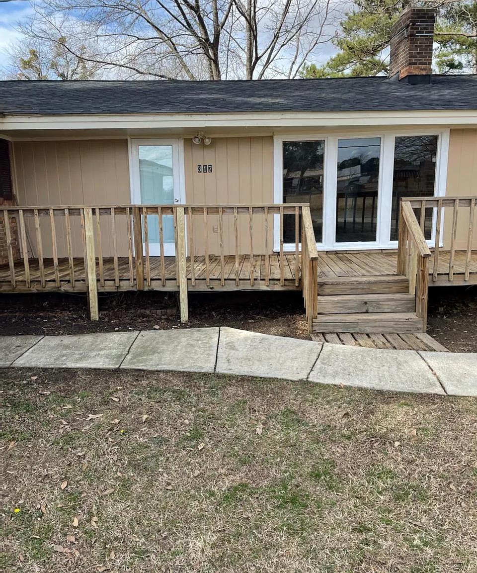 2 bed, $800 — Photo 1