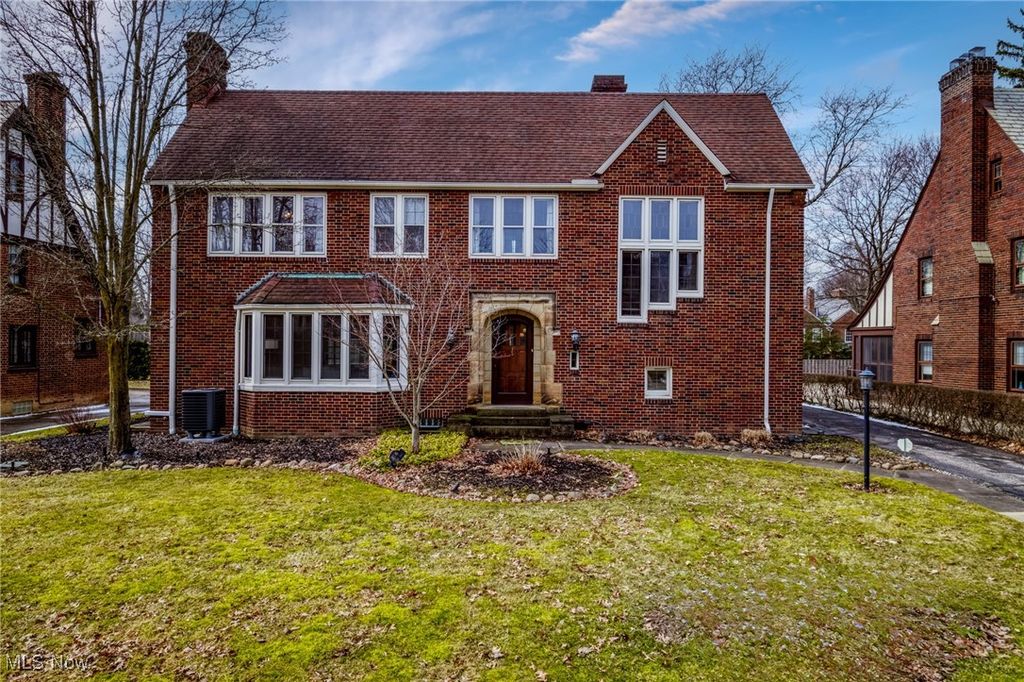 Real estate listing image