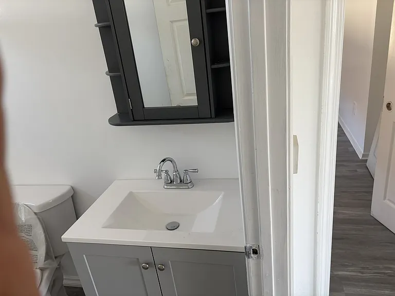 7308 Canby Ave #7 — Photo 5
