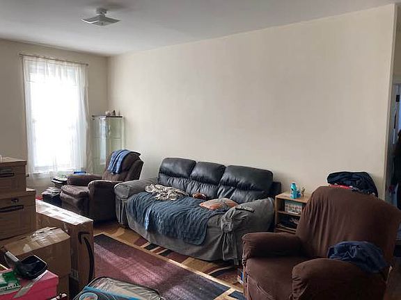 5th image of 202-02 43rd Ave #1B