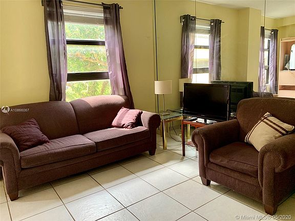 4th image of 101 N Ocean Dr APT 318