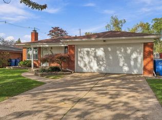 4661 Gerald St, Warren, MI 48092