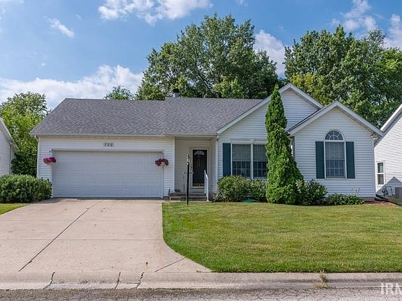 2nd image of 720 Copperfield Dr S