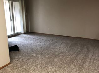 607 19th St NW APT 13, Rochester, MN 55901