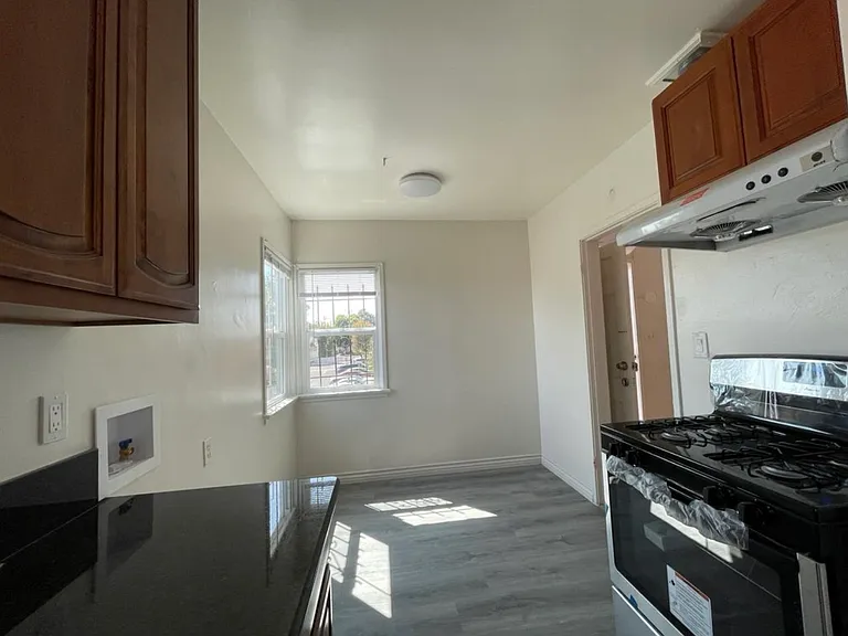 403 S Garfield Ave #407 — Photo 6