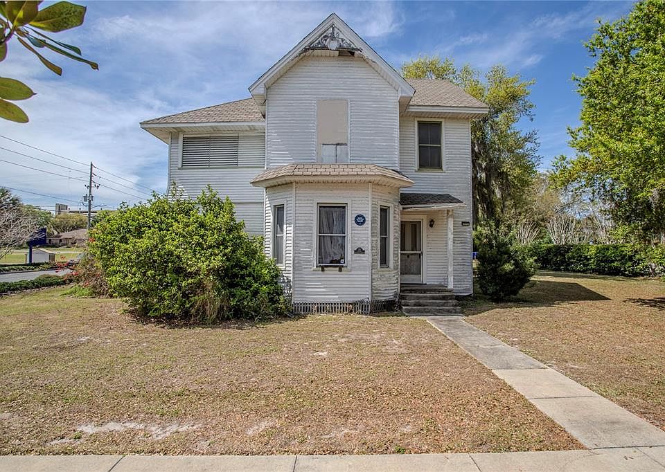 1st image of 305 N NEW HAMPSHIRE AVENUE