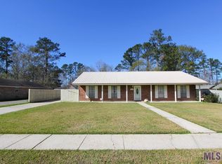 2432 Cavalier Dr, Denham Springs, LA 70726