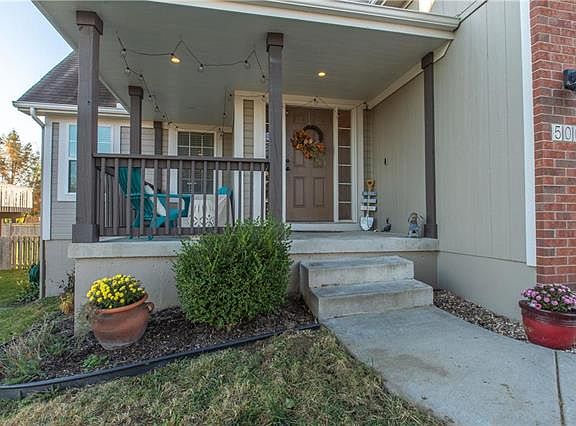 3rd image of 5005 NW 92nd Ter