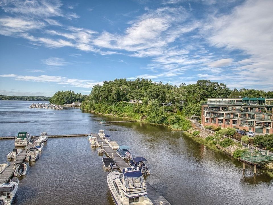 60 Merrimac St Amesbury MA Zillow