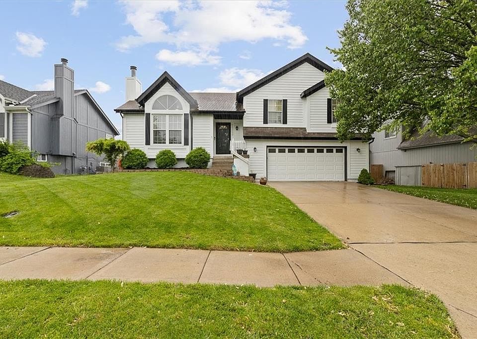 18693 W 160th St, Olathe, KS 66062 | Zillow
