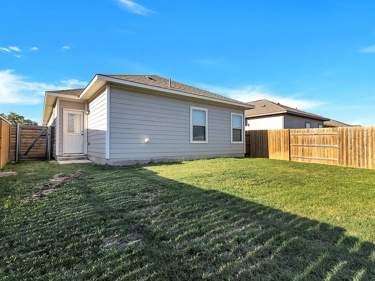 216 Syrah Ct — Photo 31