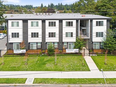 10985 E Burnside St #7, Portland, OR, 97216
