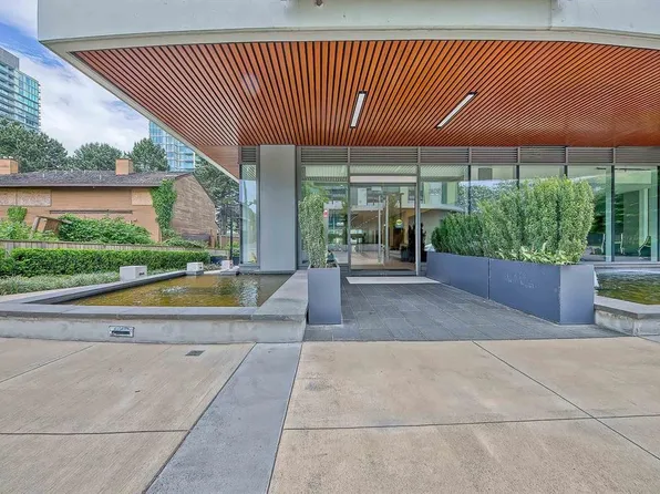 8189 Cambie St #2605, Vancouver, BC V6P 0G6