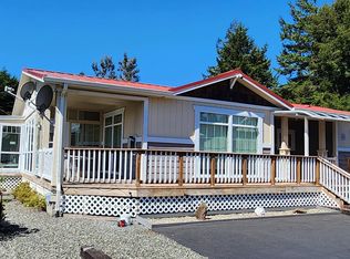 90876 Libby Ln, Coos Bay, OR 97420