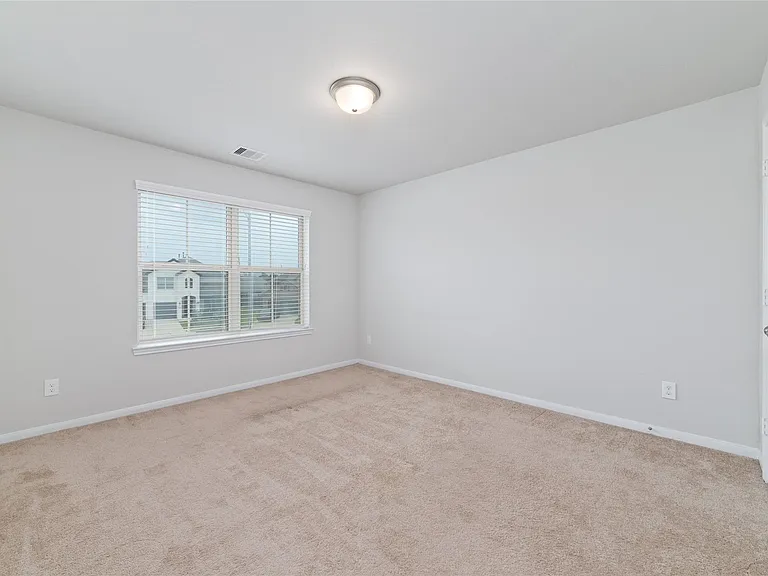 18511 Grand Spanish Oak Ct — Photo 23