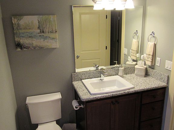 5th image of 10708 NE 109th Ave