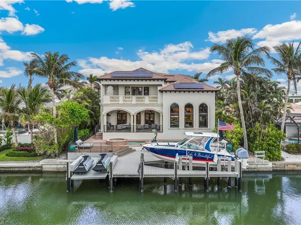 280 Egret AVE, NAPLES, FL 34108