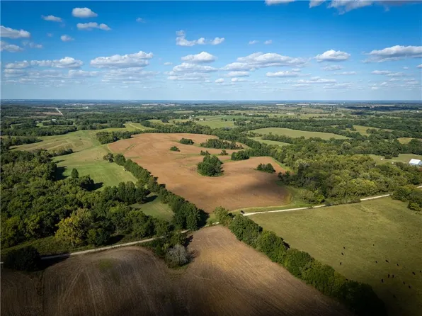 County Road 702, Dawn, MO 64638