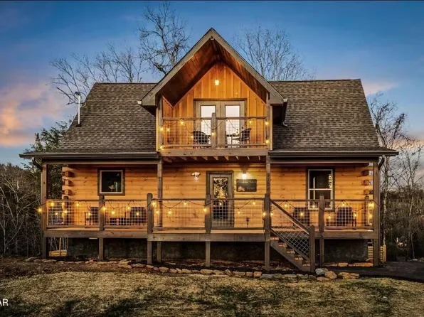 2108 Eagle Feather Dr, Sevierville, TN 37876