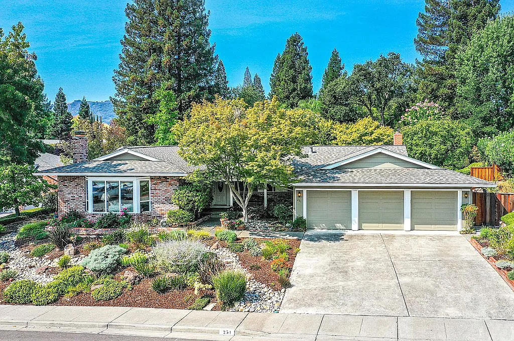 251 San Rey Pl photo 1