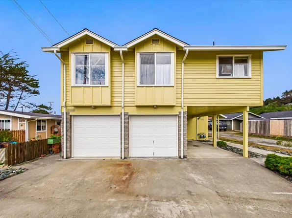 335 C St, Fields Landing, CA 95537