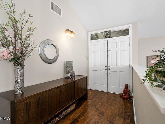 3rd image of 3135 W Sierra Dr