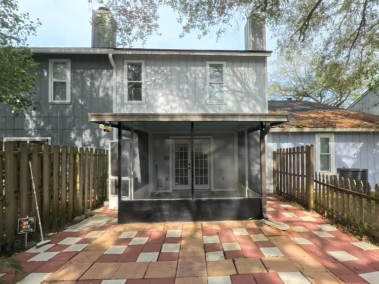 3054 Cobblewood Ln W — Photo 25