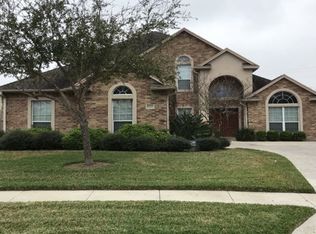 8222 Midwest Cir, Corpus Christi, TX 78414