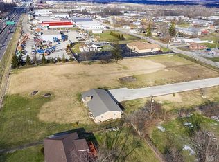 5463 Wadsworth Rd, Dayton, OH 45414