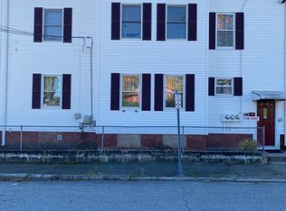 195 Darlingdale Ave FLOOR 3, Pawtucket, RI 02861