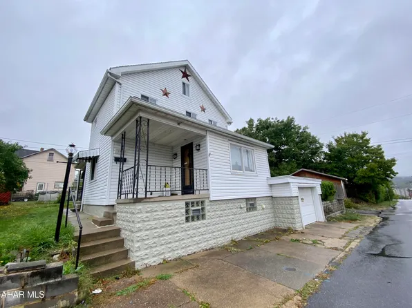 107 10th St, Altoona, PA 16602