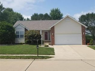 2801 Cabin Creek Ct, Edwardsville, IL 62025