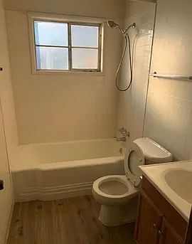 3rd image of 2813 Duncan Dr #1