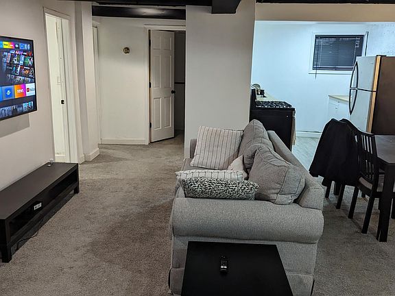 4th image of 544 E Oakwood Blvd Unit 44