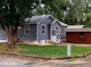 120 Clark Ave, Paonia, CO 81428