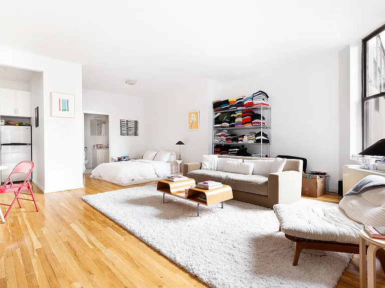 17 E 13th St #3D — Photo 1